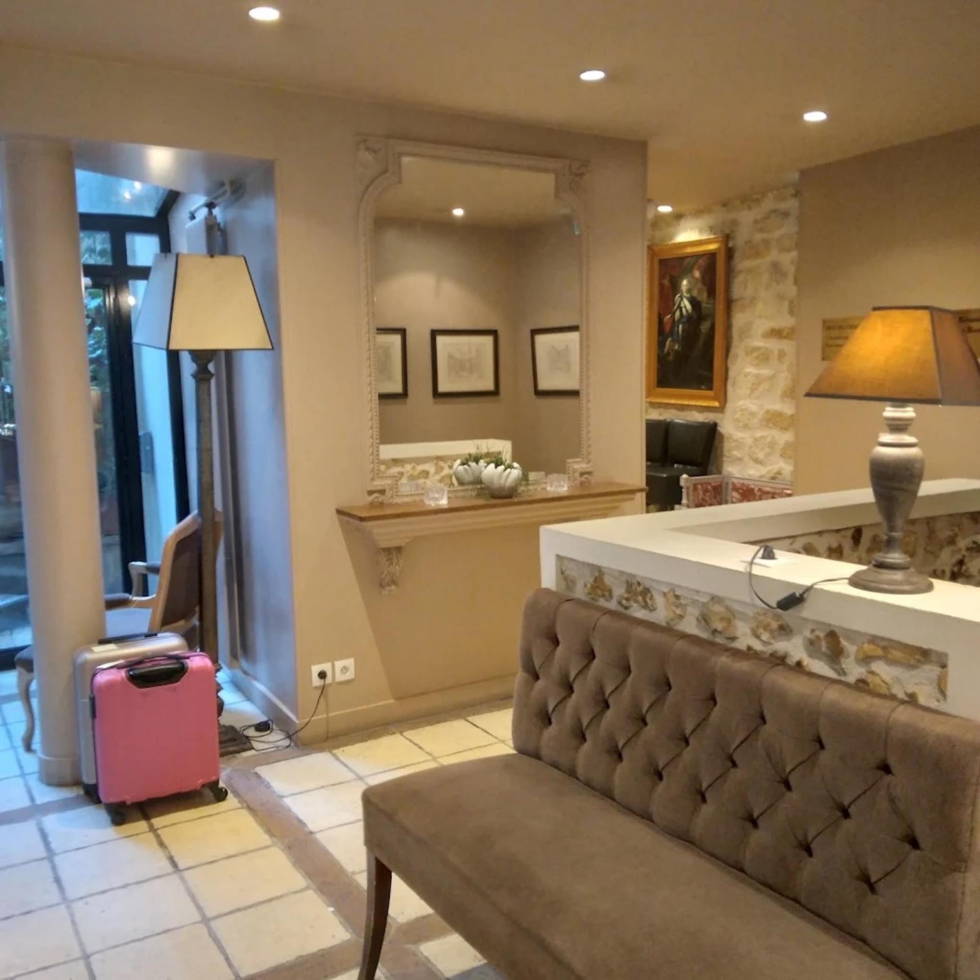 Stay at Hôtel Albe Bastille and Immerse Yourself in Parisian Cultural Life in January 2026